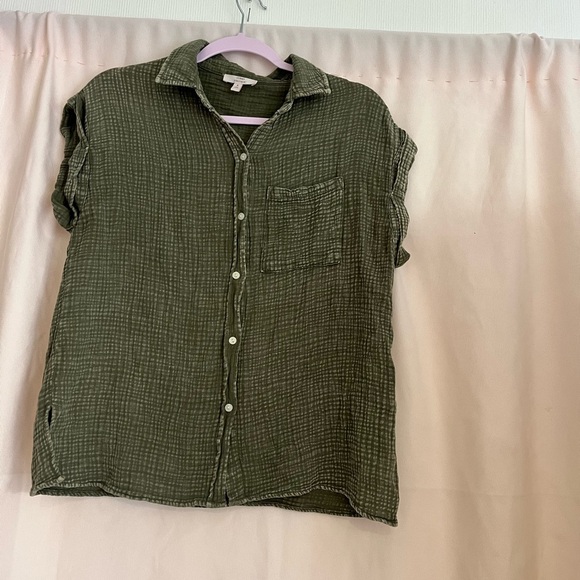 Olive Green Button-Up Shirt - Picture 2 of 6